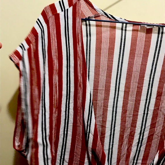 CROP TOP - Picture 1 of 5